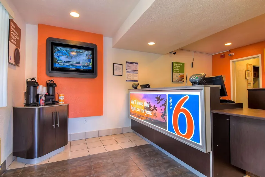 Motel 6 Westminster South - Long Beach hotel detail image 2
