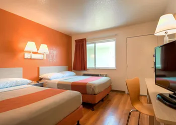 Motel 6 Westminster South - Long Beach hotel thumbnail 5