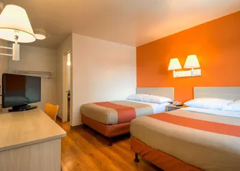 Motel 6 Westminster South - Long Beach hotel thumbnail 6