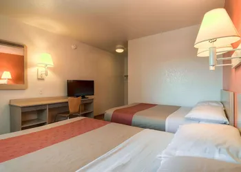 Motel 6 Westminster South - Long Beach hotel thumbnail 7