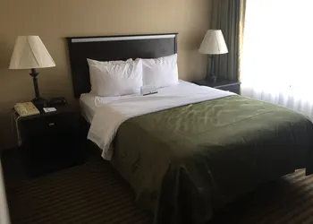 Quality Inn & Suites Indiana South hotel thumbnail 6
