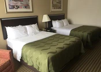 Quality Inn & Suites Indiana South hotel thumbnail 8