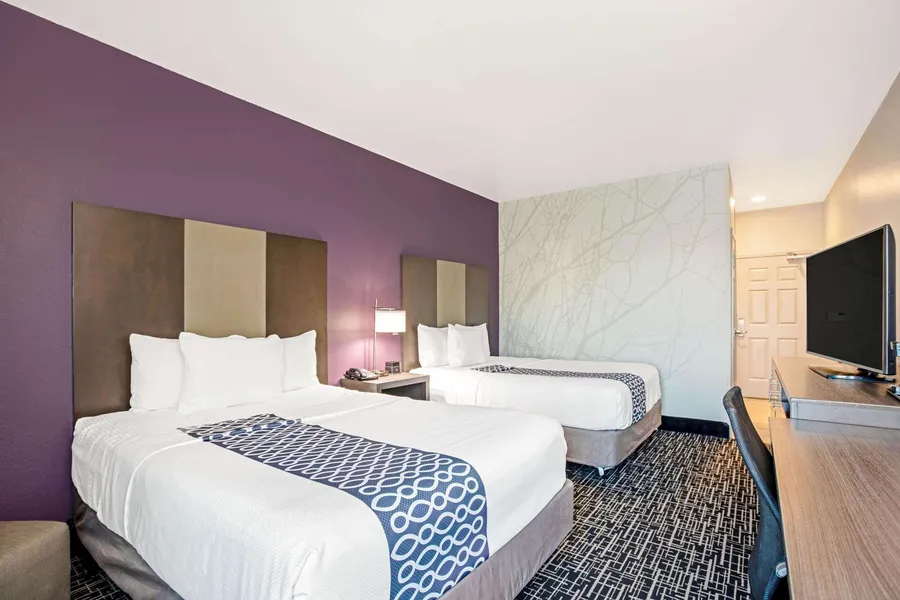 La Quinta Inn & Suites by Wyndham Corpus Christi - Portland hotel detail image 6
