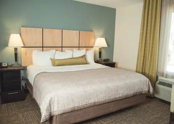 Candlewood Suites Fort Collins by IHG hotel thumbnail 6