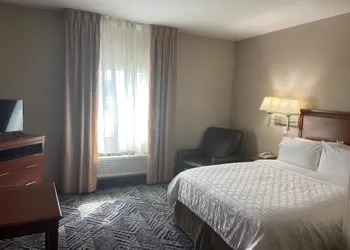 Candlewood Suites La Porte by IHG hotel thumbnail 8