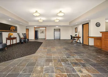 Baymont by Wyndham Fremont hotel thumbnail 3