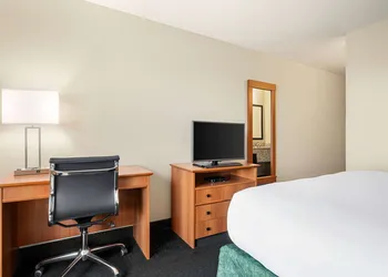 Baymont by Wyndham Fremont hotel thumbnail 7