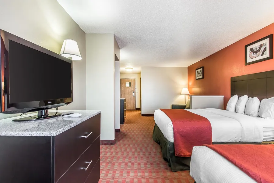 Quality Inn & Suites hotel detail image 6