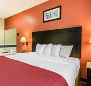 Quality Inn & Suites hotel detail image 7