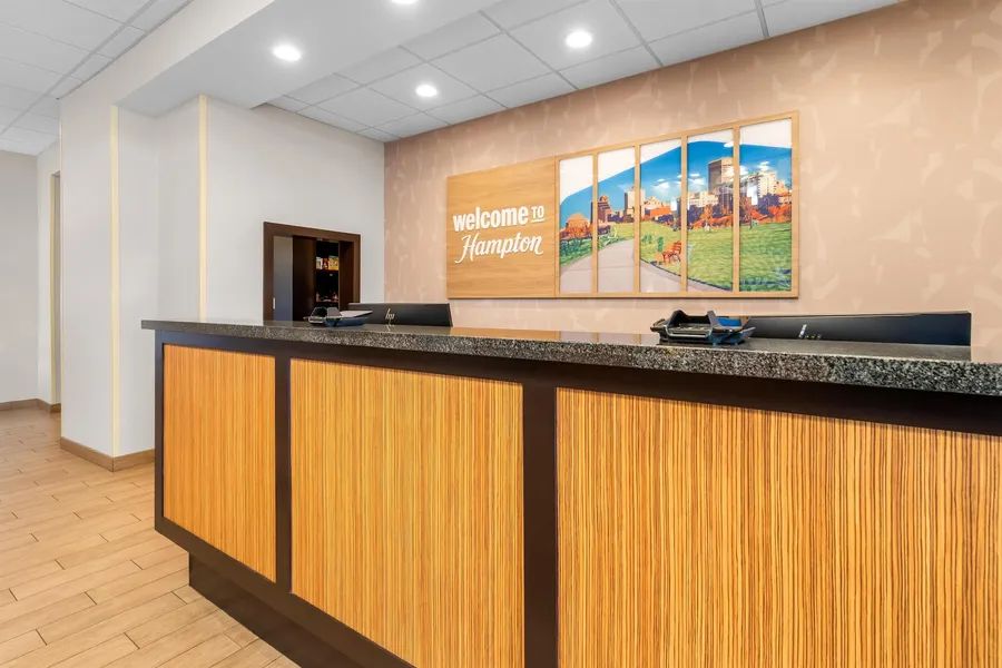 Hampton Inn Marion hotel detail image 2