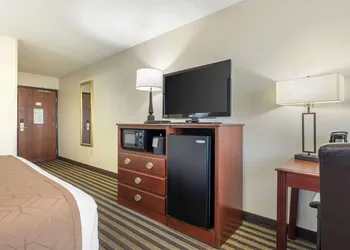 Best Western Plus Sikeston I-55 hotel thumbnail 7