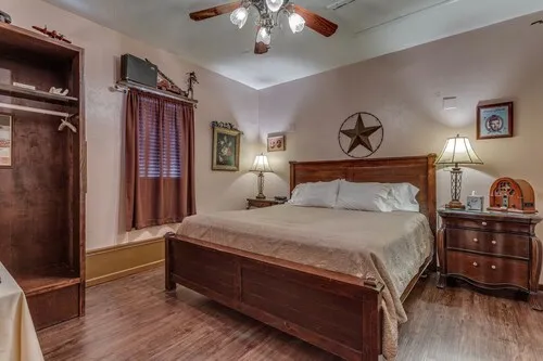 The Whispering Pines Inn Bed & Breakfast hotel detail image 6