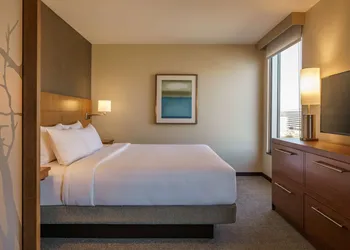 Hyatt Place Houston/Galleria hotel thumbnail 5
