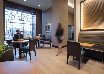 Hampton Inn & Suites Washington DC-Navy Yard hotel thumbnail 5