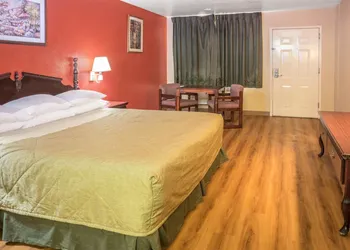 Motel 6 San Marcos, TX - North hotel thumbnail 6