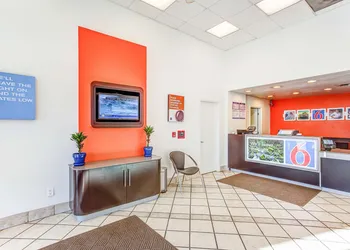 Motel 6 Portland, OR - Tigard West hotel thumbnail 5