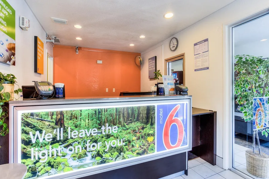 Motel 6 Tigard, OR - Portland South - Lake Oswego hotel detail image 2