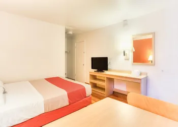 Motel 6 Tigard, OR - Portland South - Lake Oswego hotel thumbnail 5