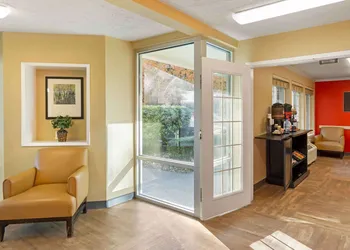 Extended Stay America Suites Seattle Southcenter hotel thumbnail 5