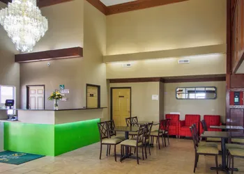 Quality Inn Moore - Oklahoma City hotel thumbnail 4