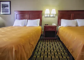 Quality Inn Moore - Oklahoma City hotel thumbnail 8