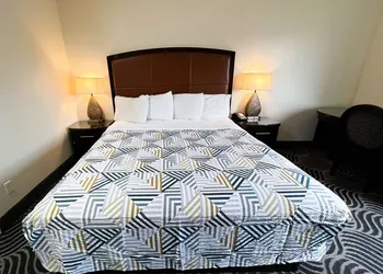 Executive Inn & Suites Breaux Bridge, LA hotel thumbnail 2