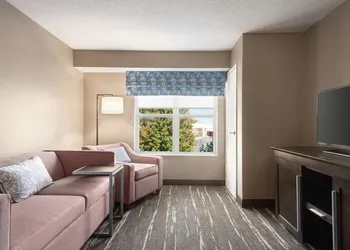 Hampton Inn & Suites Ft. Wayne-North hotel thumbnail 6