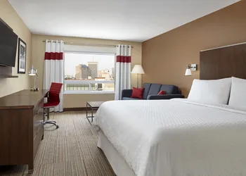 Four Points By Sheraton Regina hotel thumbnail 3