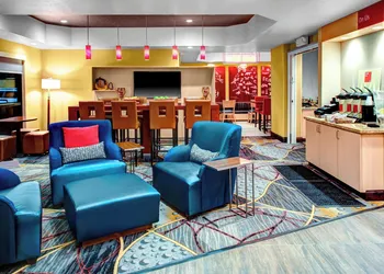 Towneplace Suites Bakersfield West hotel thumbnail 2