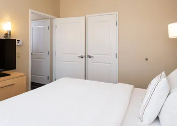 Towneplace Suites Bakersfield West hotel thumbnail 5