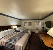 Oakridge Inn hotel detail image 4