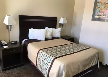 Americas Best Value Inn Hobbs hotel thumbnail 3