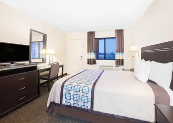 Americas Best Value Inn Hobbs hotel thumbnail 7