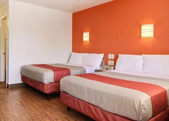 Motel 6 San Ysidro, CA - San Diego - Border hotel thumbnail 5