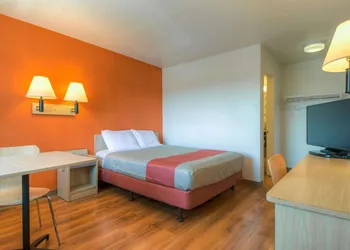 Motel 6 San Ysidro, CA - San Diego - Border hotel thumbnail 6