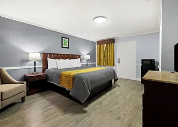 Village Haven Inn & Extended Stay hotel thumbnail 5