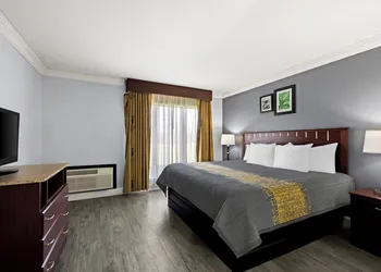 Village Haven Inn & Extended Stay hotel thumbnail 6