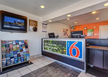 Motel 6 Vallejo, CA - Six Flags West hotel thumbnail 2