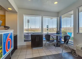 Motel 6 Vallejo, CA - Six Flags West hotel thumbnail 6