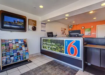 Motel 6 Vallejo, CA - Six Flags West hotel thumbnail 5