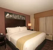 Holiday Inn Express & Suites Charlotte North by IHG hotel detail image 3