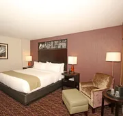 Holiday Inn Express & Suites Charlotte North by IHG hotel detail image 5