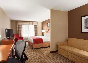 Country Inn & Suites by Radisson, Bel Air/Aberdeen, MD hotel thumbnail 7