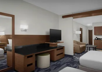 Fairfield Inn & Suites by Marriott Fayetteville North hotel thumbnail 8