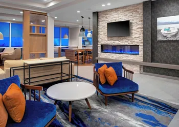 Fairfield Inn & Suites by Marriott Virginia Beach Oceanfront hotel thumbnail 3