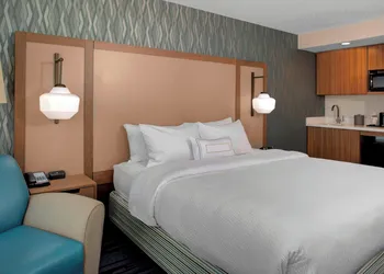 Fairfield Inn & Suites by Marriott Virginia Beach Oceanfront hotel thumbnail 4