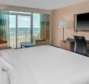 Fairfield Inn & Suites by Marriott Virginia Beach Oceanfront hotel detail image 5