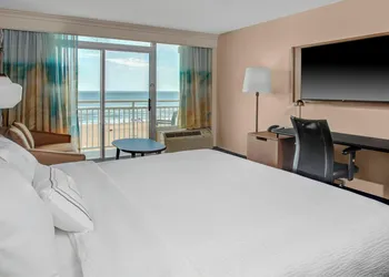 Fairfield Inn & Suites by Marriott Virginia Beach Oceanfront hotel thumbnail 5