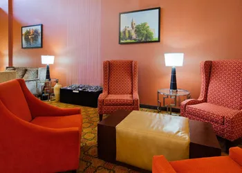 Best Western Plus Finger Lakes Inn & Suites hotel thumbnail 2