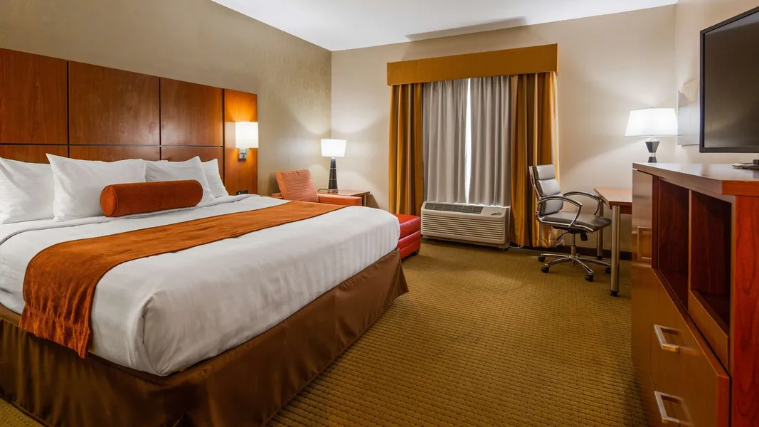 Best Western Plus Finger Lakes Inn & Suites hotel detail image 6
